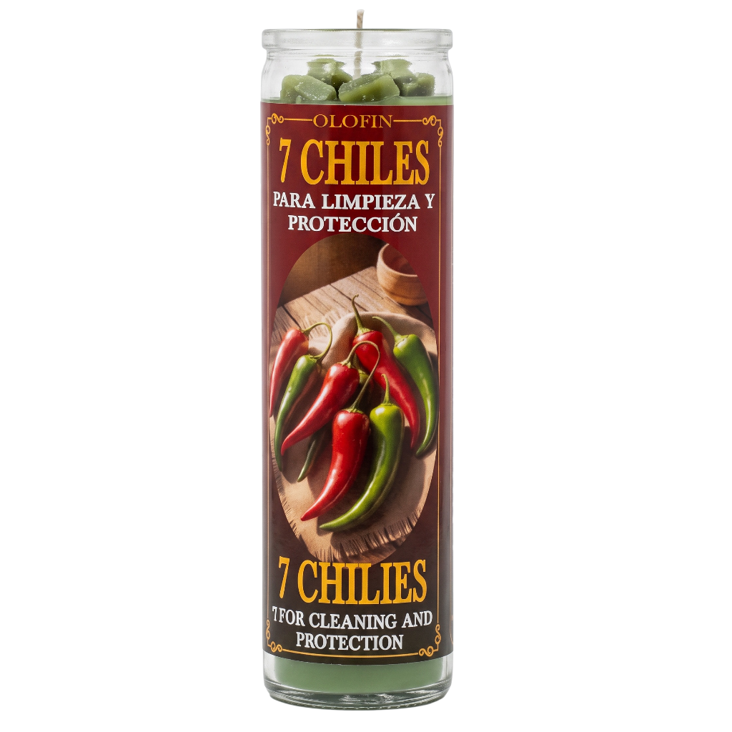 A tall glass jar candle labeled 'Olofin 7 Chiles' for cleaning and protection, filled with green wax and topped with green chiles, shown on a plain white background.